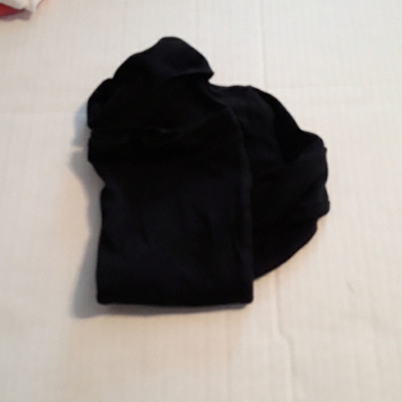 Girls Long Sleeve Turtle Necks. - Picture 4 of 4